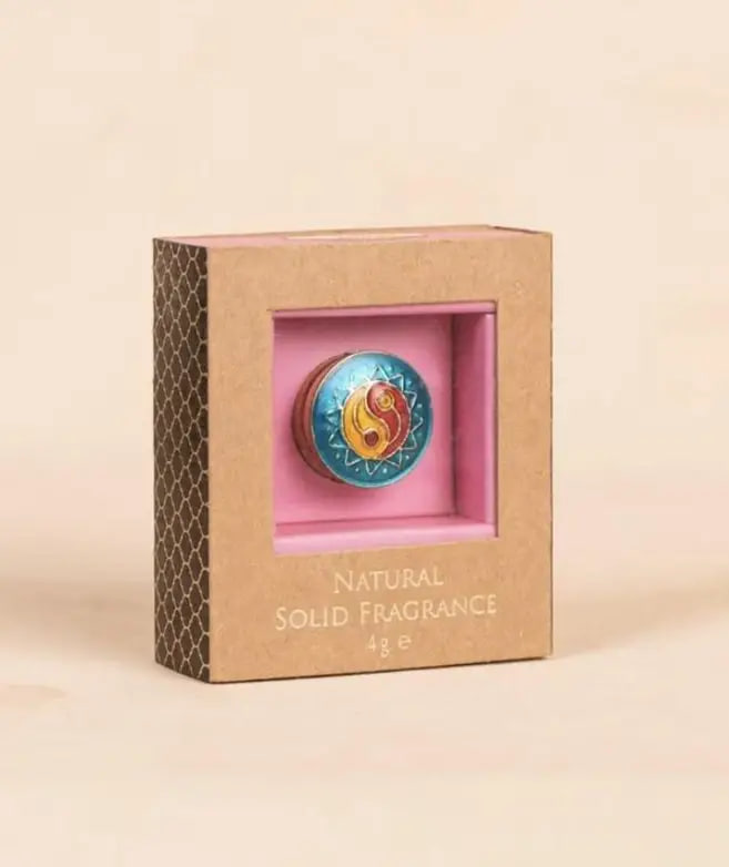 Твердые духи - Дикая Роза, 4 г, Иша Лайф; Beeswax Natural Oil Solid Perfume - Wild Rose, 4 g, Isha Life — купить в интернет-магазине