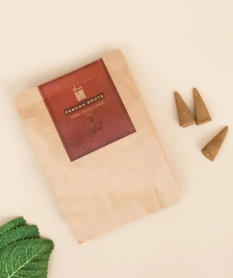 Благовония конусные "Огонь", натуральные травяные, 20 шт., Иша Лайф; Handmade Natural Fire Fragrance Cone (Pack of 20 pc), Isha Life — купить в интернет-магазине