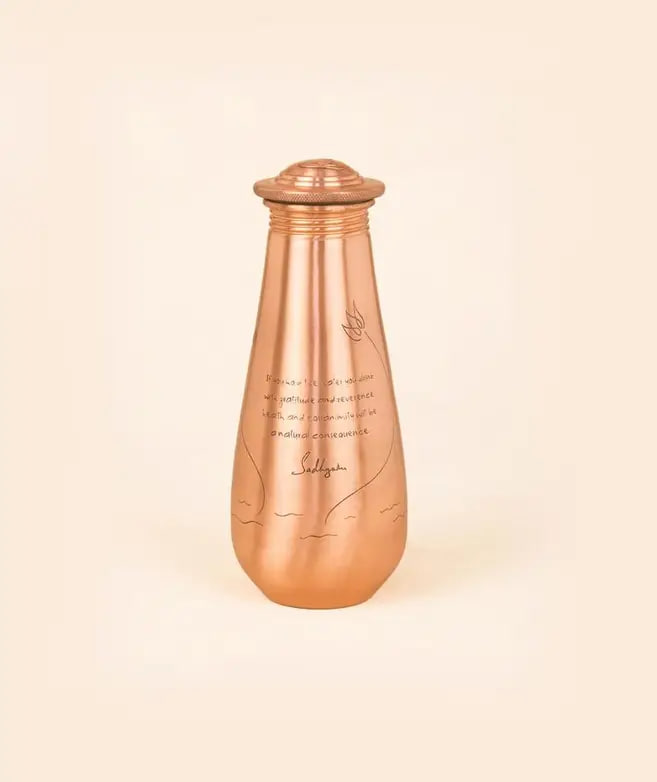 Медная бутылка для воды с цитатой Садхгуру, 500 мл, Иша Лайф; Small Copper Water Bottle With Sadhguru Quote, 500ml, Isha Life — купить в интернет-магазине