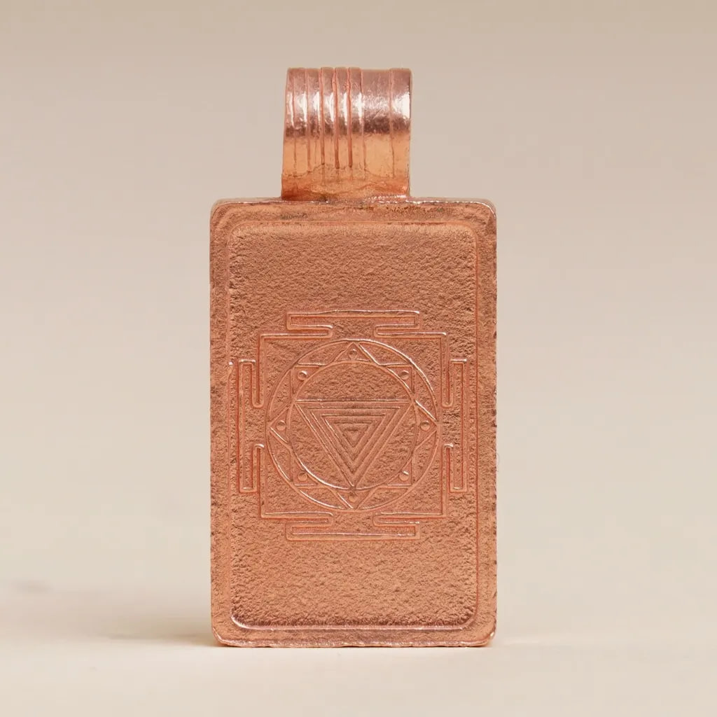 Медный кулон Линг Бхайрави маленький, Иша Лайф; Linga Bhairavi Copper Pendant (Small), Isha Life — миниатюра 2